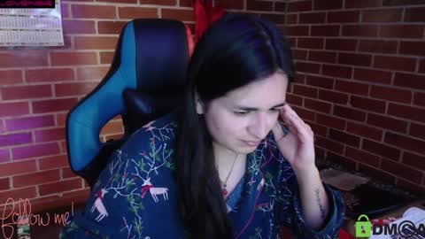 Leia online show from 01-30-25, 03:19