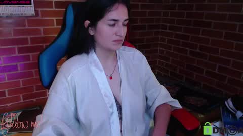 Leia online show from 02-11-25, 01:30