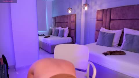 Paris online show from 03-07-25, 02:34