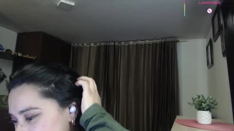 princesakelly online show from 10-17-25, 08:06