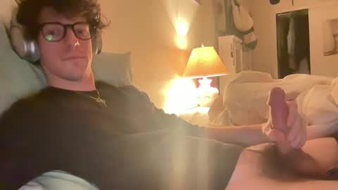 Peaches online show from 11-21-25, 12:10