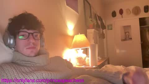 Peaches online show from 02-12-26, 05:35