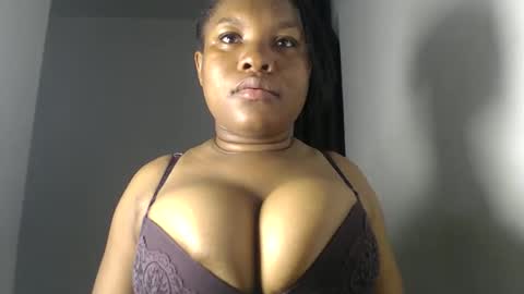 Snapshot of princess_karinaa chatting on 05-04-26, 05:14 Karina online show from 05-04-26, 05:14