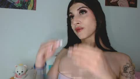 Snapshot of princess_ofyourdreams chatting on 04-04-26, 09:45 Sophie online show from 04-04-26, 09:45