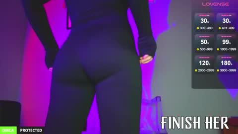 Snapshot of princess_sofiee chatting on 11-14-25, 02:27 Yo Im Sofiee online show from 11-14-25, 02:27