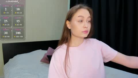 Snapshot of princess_sonya chatting on 06-17-26, 10:50 Sonya online show from 06-17-26, 10:50