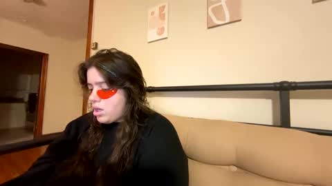 princessviccxo online show from 10-04-25, 01:47