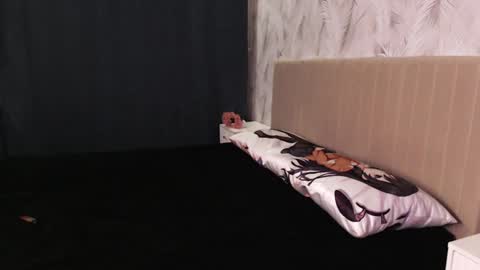 18 y.o online show from 01-14-25, 02:53