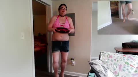 Snapshot of princessstarpuppybi chatting on 05-15-26, 04:36 PuppyAshley online show from 05-15-26, 04:36