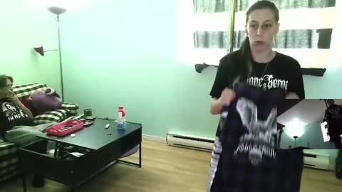 Tyff et Blast online show from 09-19-25, 03:56