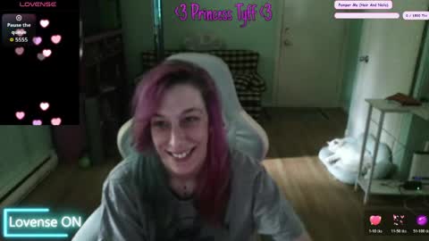 Tyff et Blast online show from 05-08-26, 02:55
