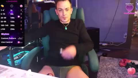 Pris Brayden online show from 12-15-25, 09:35