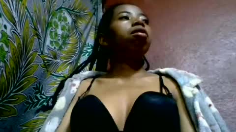 Snapshot of prisca880319 chatting on 07-02-26, 03:34 prisca880319 online show from 07-02-26, 03:34