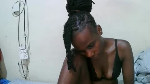 Snapshot of pritty_amber chatting on 04-18-26, 06:12 pritty_amber online show from 04-18-26, 06:12