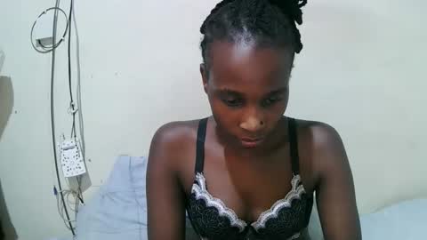 Snapshot of pritty_amber chatting on 04-28-26, 02:38 pritty_amber online show from 04-28-26, 02:38
