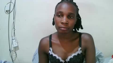 Snapshot of pritty_amber chatting on 05-05-26, 06:27 pritty_amber online show from 05-05-26, 06:27
