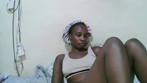 Snapshot of pritty_amber chatting on 05-06-26, 06:30 pritty_amber online show from 05-06-26, 06:30