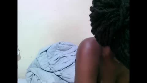 Snapshot of pritty_amber chatting on 05-18-26, 04:57 pritty_amber online show from 05-18-26, 04:57