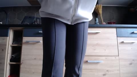 Space online show from 12-18-25, 07:58