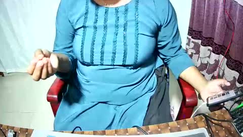 Snapshot of priyonti34 chatting on 12-04-25, 02:43 Priyonti ganguli online show from 12-04-25, 02:43
