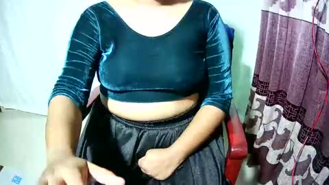 Snapshot of priyonti34 chatting on 12-16-25, 03:00 Priyonti ganguli online show from 12-16-25, 03:00