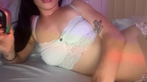 Snapshot of prncesspuss chatting on 09-19-25, 01:40 prncesspuss online show from 09-19-25, 01:40