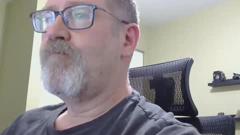 Snapshot of professor21255 chatting on 09-22-25, 10:12 professor21255 online show from 09-22-25, 10:12