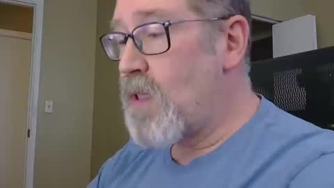 Snapshot of professor21255 chatting on 10-16-25, 09:38 professor21255 online show from 10-16-25, 09:38