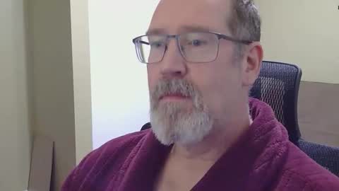 Snapshot of professor21255 chatting on 11-25-25, 12:49 professor21255 online show from 11-25-25, 12:49