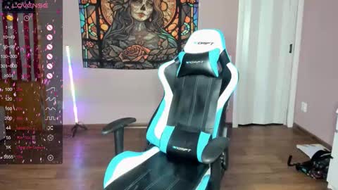 Di online show from 09-11-25, 01:49