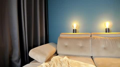 Raven  but you can call me sweetie or honey too  online show from 02-09-26, 06:45