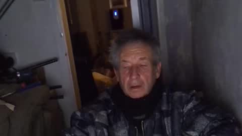 projectorepson online show from 12-04-25, 05:32