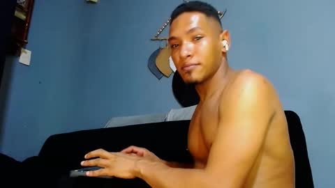 Grande y Gruesa online show from 02-12-25, 12:44