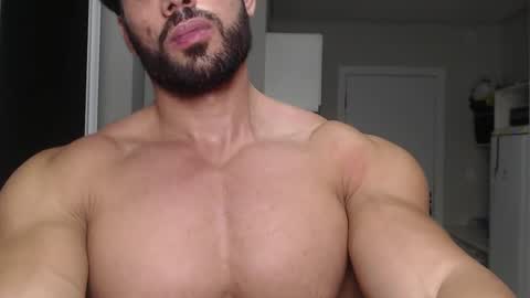 promuscles4u online show from 12-18-24, 11:08