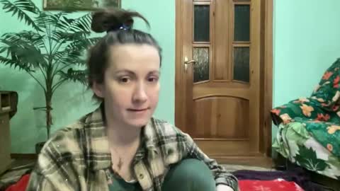 proud sweet 21 online show from 05-15-26, 11:01