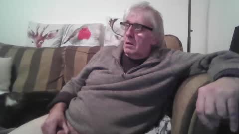 Snapshot of proudwelshman chatting on 01-07-25, 11:03 proudwelshman online show from 01-07-25, 11:03