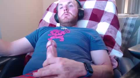 Snapshot of proutlesex chatting on 10-25-25, 12:07 DesertRat online show from 10-25-25, 12:07