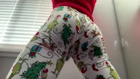 Snapshot of prtty2345 chatting on 03-12-26, 03:40 prtty2345 online show from 03-12-26, 03:40