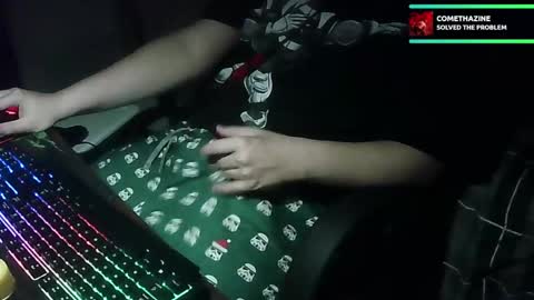 Snapshot of pt35l chatting on 02-18-25, 04:48 your mysterious man online show from 02-18-25, 04:48