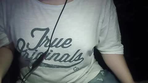 Snapshot of pt35l chatting on 12-15-25, 01:32 your mysterious man online show from 12-15-25, 01:32