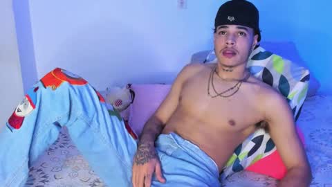 puca_and_garu online show from 04-24-26, 02:36