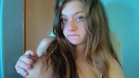 Nayaa Nay 3 online show from 01-19-25, 05:28