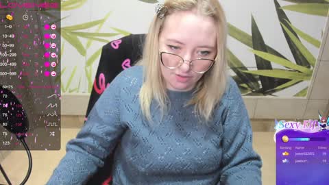 puffybun online show from 12-19-24, 04:02