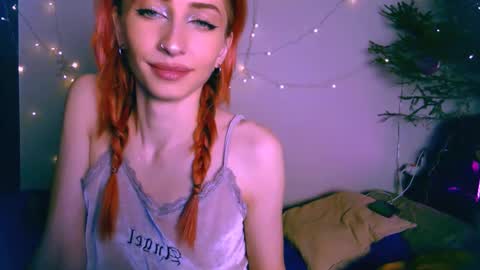 Snapshot of pufpufog chatting on 01-11-25, 12:29 EsteticHouse online show from 01-11-25, 12:29