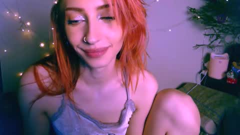 Snapshot of pufpufog chatting on 01-11-25, 06:33 EsteticHouse online show from 01-11-25, 06:33