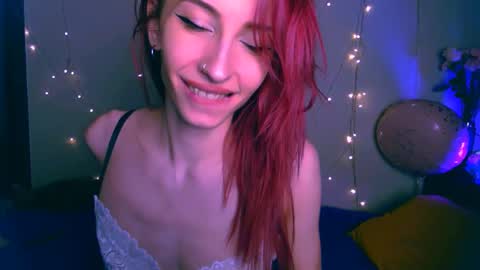 Snapshot of pufpufog chatting on 02-25-25, 06:42 EsteticHouse online show from 02-25-25, 06:42