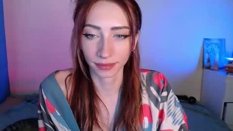 Snapshot of pufpufog chatting on 10-29-25, 10:50 EsteticHouse online show from 10-29-25, 10:50