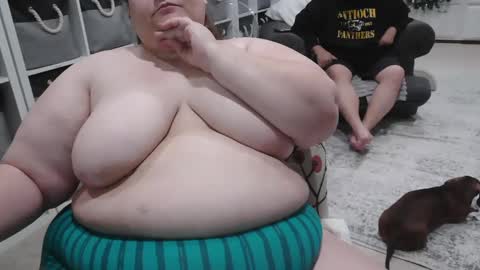 Puggie -  online show from 01-05-25, 11:59