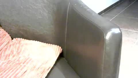 Snapshot of pumpkin3000 chatting on 01-05-25, 09:25 pumpkin3000 online show from 01-05-25, 09:25