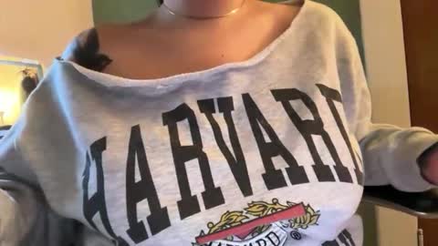 Pumpkin bunny online show from 04-21-26, 02:48